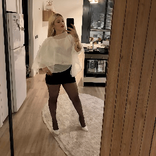 1076361632