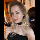1908489594005222401 avatar