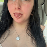 2059050619436560385 avatar