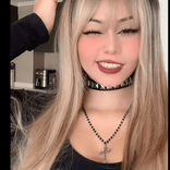 2066236323720183809 avatar