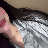 933176563