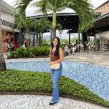 Daniela24.