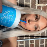 blondegirlkells avatar