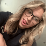 dumb.brunette_hannahrose
