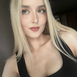 itsjuli_follow avatar