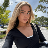 laraanunz avatar