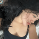 nurhalyah avatar