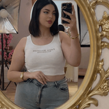 suzii_model25