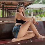 vaneza_jade